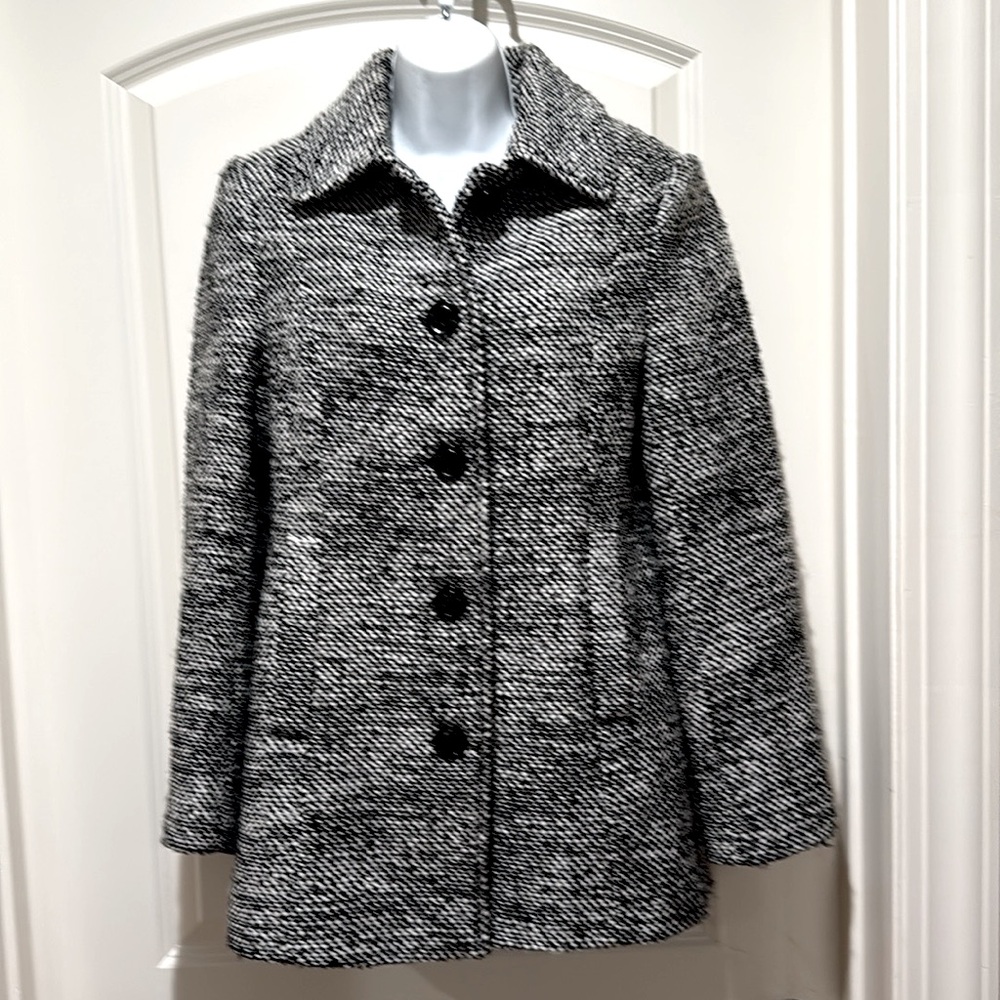Jaclyn Smith Coat. Size Small